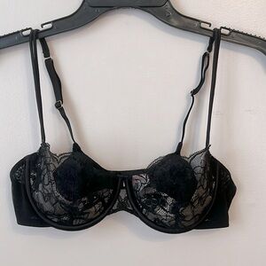Victoria’s Secret Very Sexy Black Lace Push-Up Without Padding Bra